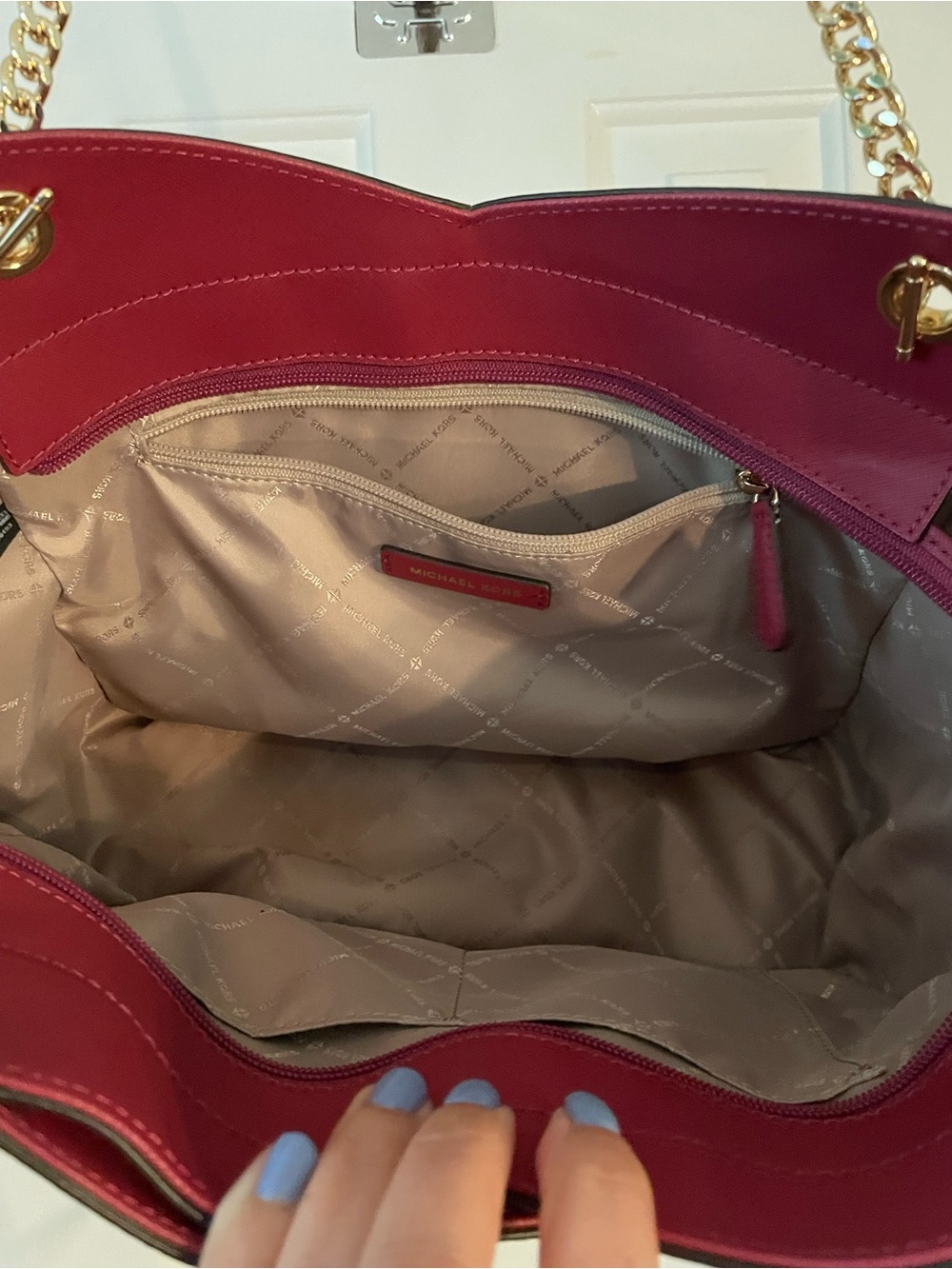 Michael Kors Red Signature Chain-Handle Tote - Picture 6 of 14